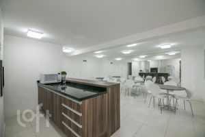 Image 13 - 857138