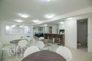 Image 17 - 857138