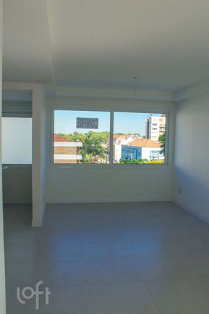 Image 2 - 857175