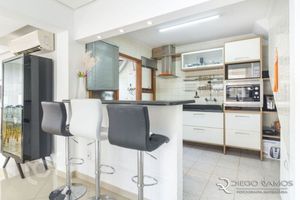 Image 21 - 857216