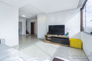 Image 3 - 857216