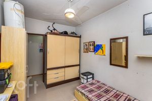 Image 13 - 857221