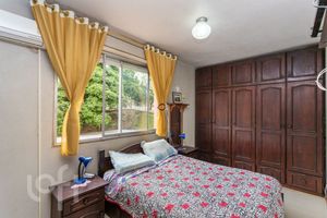 Image 14 - 857221
