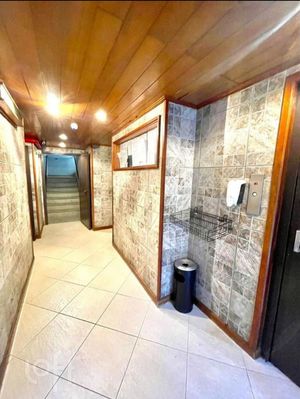 Image 8 - 857230