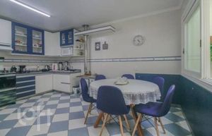 Image 13 - 857235