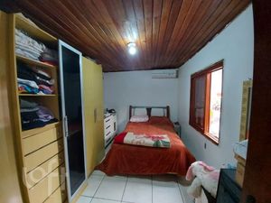 Image 5 - 857239