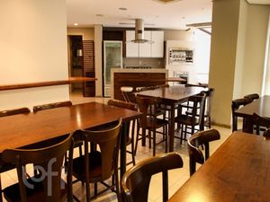 Image 32 - 857244