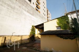 Image 29 - 857246