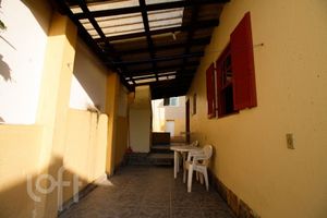 Image 30 - 857246