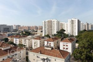 Image 17 - 857294