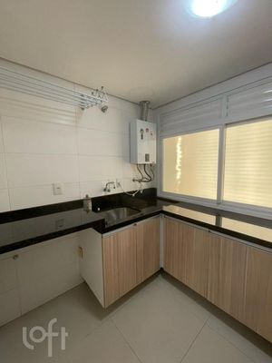Image 10 - 857306