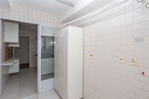 Image 31 - 857364