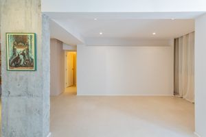Image 2 - 857367