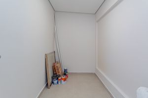 Image 31 - 857367