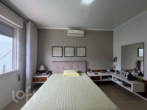 Image 19 - 857389