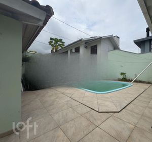Image 21 - 857389