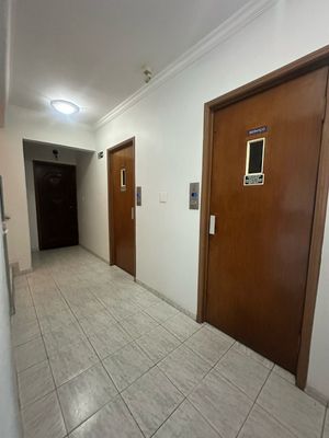 Image 26 - 857408