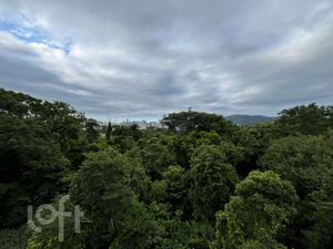 Image 22 - 857412