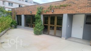 Image 14 - 857426