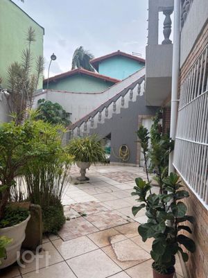 Image 8 - 857437