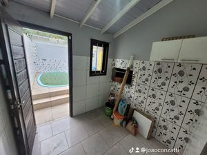 Image 2 - 857443