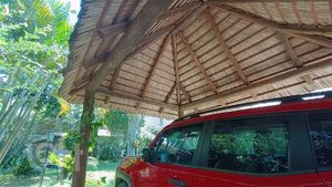 Image 13 - 857465