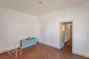 Image 28 - 857486