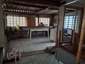 Image 10 - 857492