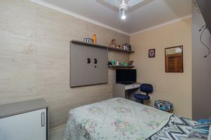 Image 15 - 857526