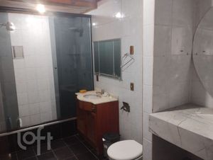 Image 9 - 857563