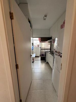 Image 6 - 857574