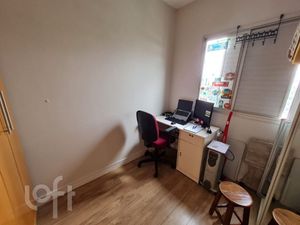 Image 19 - 857575
