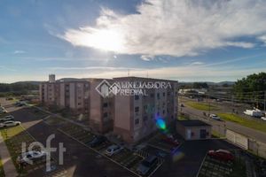 Image 3 - 857579