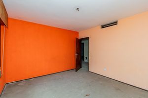 Image 19 - 857599