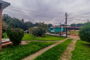Image 44 - 857637