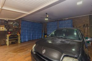 Image 41 - 857637