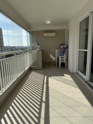 Image 8 - 857641