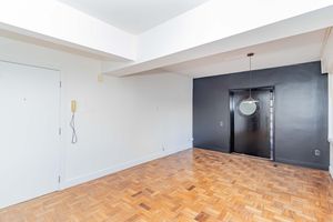 Image 3 - 857643