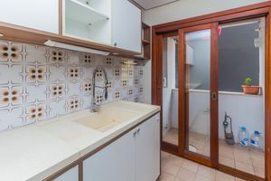 Image 11 - 857643