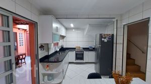 Image 6 - 857646