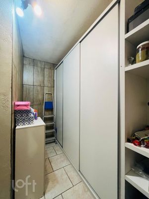 Image 39 - 857658