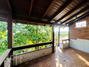 Image 17 - 857658