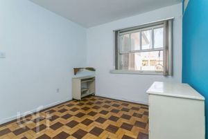 Image 8 - 857678