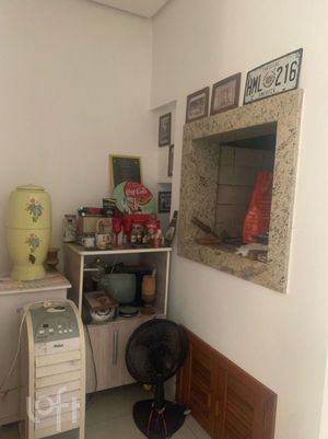 Image 9 - 857679