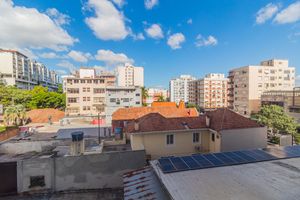 Image 6 - 857700