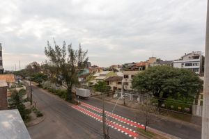Image 27 - 857702