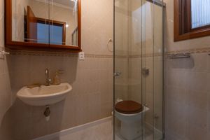 Image 8 - 857702