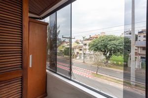Image 38 - 857702