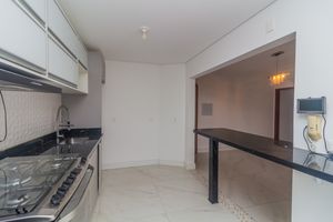 Image 17 - 857702