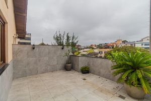 Image 34 - 857702